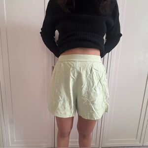 Abercrombie & Fitch Mint Green Women's linen Shorts in size medium